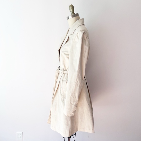 Cynthia Rowley Cream Trench Coat - Picture 2 of 9